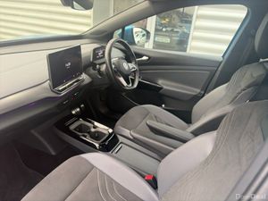 Volkswagen ID.4 PRO PLUS 77kWh 286HP - Image 3