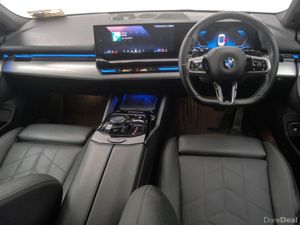 BMW 5-Series 520i M Sport Saloon - Image 4