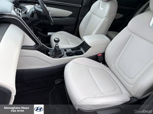 Hyundai Tucson EXECUTIVE 1.6 DIESEL 5DR - Image 4