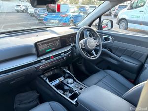 Kia Sorento PHEV PE SEM 5DR AUTO - Image 4