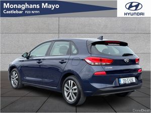 Hyundai i30 DELUXE 1.6 DIESEL 5DR - Image 3