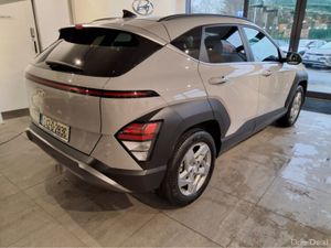 Hyundai KONA ELEGANCE 1.0 Petrol - 1 Owner - Warra - Image 2