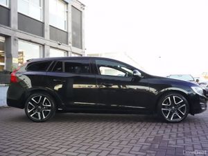 2.0D4 LUXURY EDITION 5DR HATCHBACK AUTOMATIC // 1 - Image 3