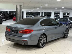 BMW 5-Series 530e M-SPORT=LOW MILES//HUGE SPEC//19 - Image 3