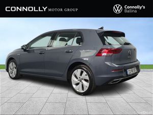 Volkswagen Golf 2.0 TDI 115HP Style DSG - Image 4