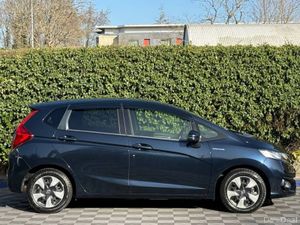 Honda Fit L-PACKAGE 1.5 HYBRID // HALF LEATHER SEA - Image 2