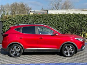 MG ZS EV EXCLUSIVE // OPENING PAN ROOF // LEATHER - Image 4