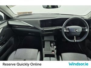 Opel Astra Elegance 1.2 Turbo 130PS 8 Speed Auto - Image 4