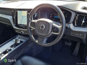 Volvo XC60 T6 Recharge AWD SUN ROOF - Image 4