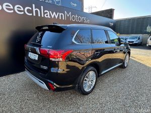 MITSUBISHI OUTLANDER 2.4 PHEV 4WD INTENSE 5DR - Image 3