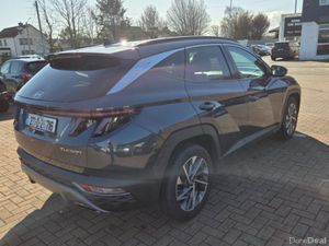Hyundai Tucson ix35 Executive Plus Diesel 5DR - Image 4