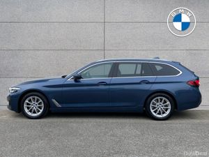 BMW 5-Series 520d SE Touring - Image 4