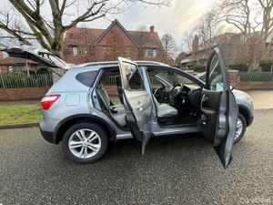 Stunning Panoramic Roof Qashqai New: NCT. Service - Image 2