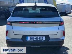 Opel Grandland ELEGANCE 1.2 HYBRID - Image 3