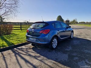 Opel  Astra  Diesel (NCT TESTED AND TAXED)!!! - Image 3