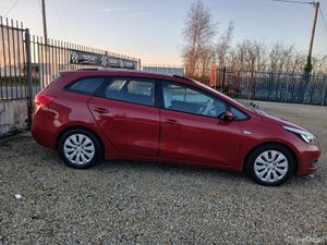 Kia Ceed 2014 1.4 Diesel 5 door touring - Image 2