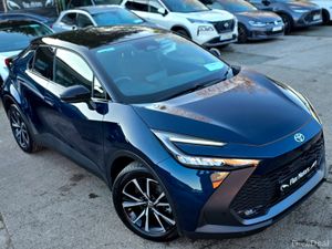 🔥 2025 Toyota C-HR 2.0 PHEV Sport+ - Image 2