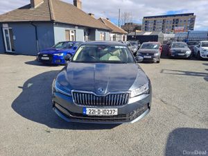 SUPERB LAURIN & KLEMENT 2.0 TDI 150HP COMBI AUTO - Image 3