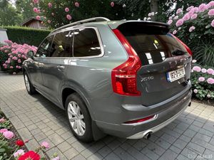 2018 Volvo XC90 D5 (235hp) AWD Auto Momentum - Image 2