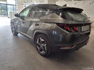 Hyundai Tucson 4WD EXECUTIVE ** PLUG IN HYBRID ** - Image 2