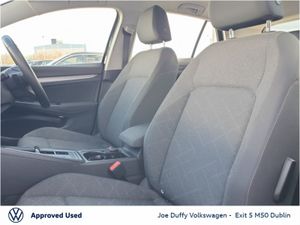 Volkswagen Golf 1.0 eTSI 110HP Life DSG MHEV - Image 4