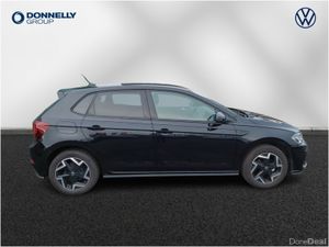 Volkswagen Polo Hatchback R-Line - Image 4
