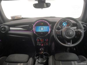 Mini Cooper 3-Door Cooper Sport - Image 4