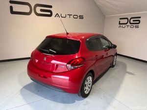 Peugeot 208 Auto - Very Low Kms - One Owner - Image 4