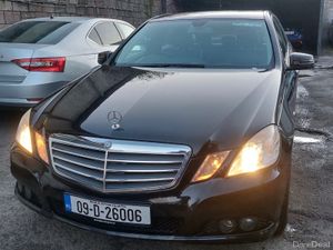 Mercedes-Benz E-Class 2009 Automatic - Image 3