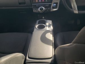 Toyota Prius 2017 - Image 4