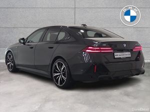 BMW i5 eDrive40 M Sport Pro Saloon - Image 3