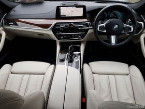 BMW 5-Series 520d M Sport Auto - Image 4