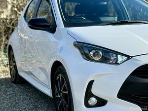 2023 Toyota Yaris 1.5 Hybrid Luna Automatic - Image 4