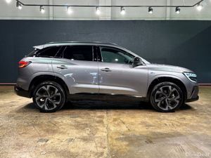 Renault Austral Techno Esprit Alpine E-tech FU - Image 3