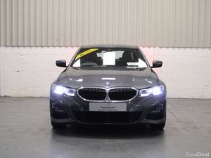 BMW 3-Series 2022 - Image 2