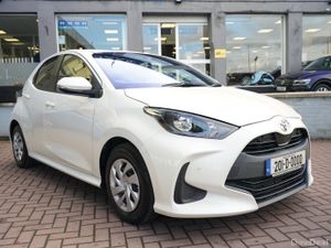 1.0 SPORT 5DR HATCHBACK AUTOMATIC // IMMACULATE CO - Image 2