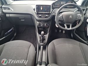 Peugeot 208 ** REAR PARKING SENSORS ** 1.2 PURETEC - Image 2