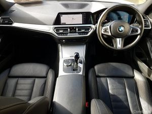 BMW 3-Series 318d M Sport - Image 4