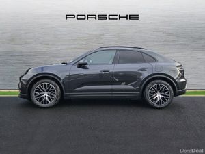 Porsche Macan 4 - Image 3