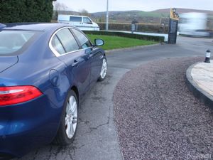 JAGUAR 2.0L AD J200 PRESTIGE AUTO,  2015 - Image 3