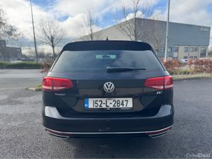 Volkswagen Passat 2.0 TDI R-LINE BLUEMOTION *NEW T - Image 4