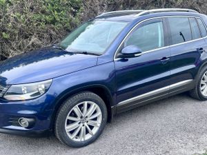 2016 Volkswagen Tiguan  2.0L  NEW NCT LOW KMS - Image 4