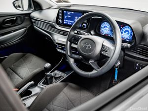 Hyundai Bayon Executive 1.2 Petrol 85HP - Image 2