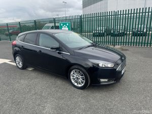 Ford Focus 1.0 PETROL, ZETEC MODEL, LOW MILEAGE, F - Image 4