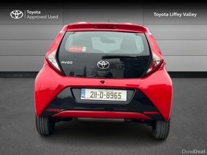 Toyota Aygo 1.0 XPLAY SPHONE 4DR - Image 4