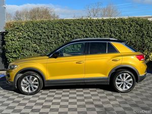 Volkswagen T-Roc COMFORTLINE 2.0 TDI ** VERY LOW M - Image 3