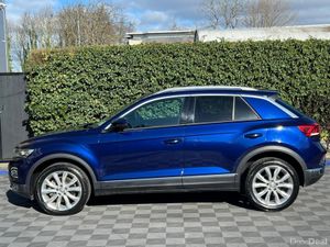Volkswagen T-Roc SPORT 2.0 TDI AUTO // VERY LOW MI - Image 3