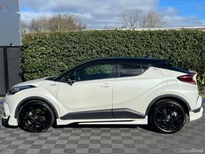 Toyota C-HR MODELLISTA 1.8 HYBRID // HALF LEATHER - Image 3