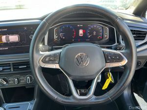 Volkswagen Polo R-LINE 1.0 TSI // APPLE CARPLAY/AN - Image 3