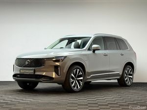 Volvo XC90 CORE DARK T8 RECHARGE 2.0 PHEV AWD *7 S - Image 3